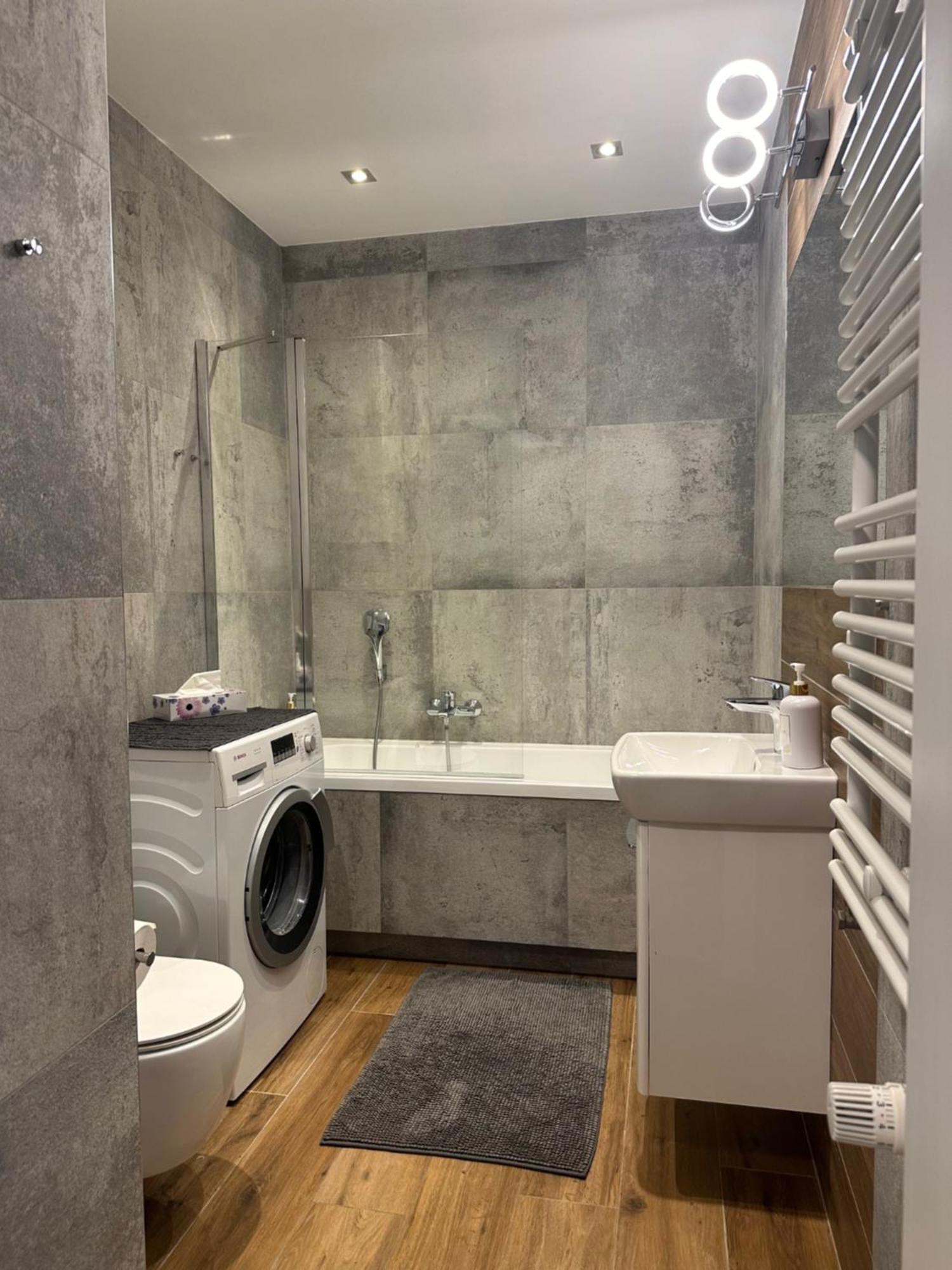 Modern Apartment Near To The Chopin'S Airport Cybernetyki 2A Varşova Dış mekan fotoğraf